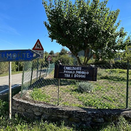 Valle  Casa Del Giglio A Cadelmonteヴィラ エクステリア 写真