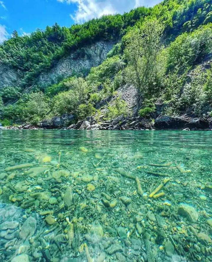 Valle  Casa Del Giglio A Cadelmonteヴィラ エクステリア 写真